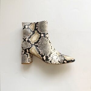 NWOB COCONUTS by MATISSE COCOA SNAKE ANKLE BOOTS